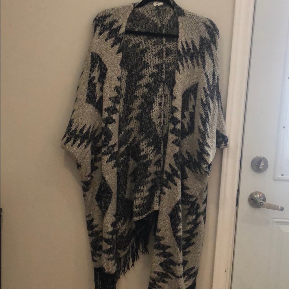 Short sleeve cardigan